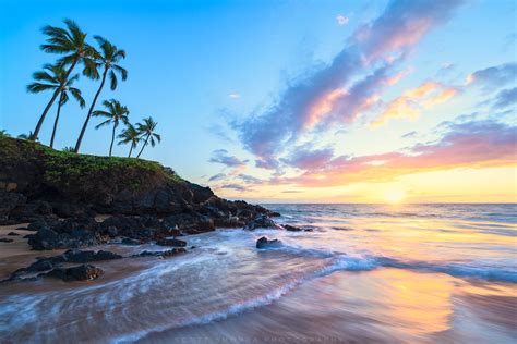 Magic in the Air: Captivating Hawaii's Enchanting Skies